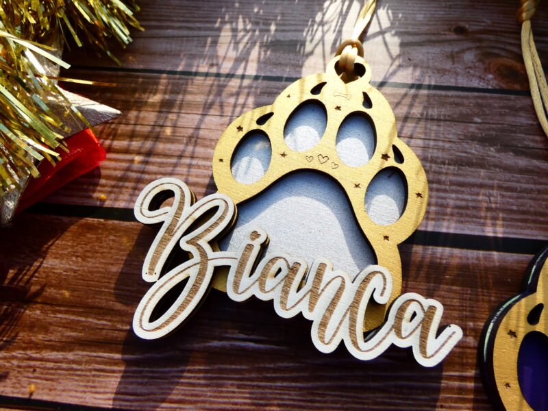 P1030946 Boule de Noël en bois pour chien, en forme de patte, modèle CHIEN